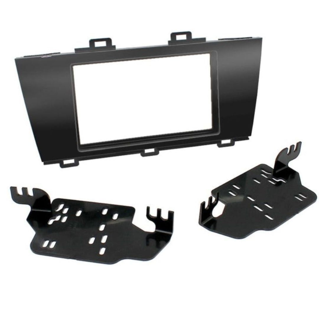 Scosche, Scosche SU2030SB, 2014-Up Subaru Legacy / Outback ISO Double DIN Kit; Silver